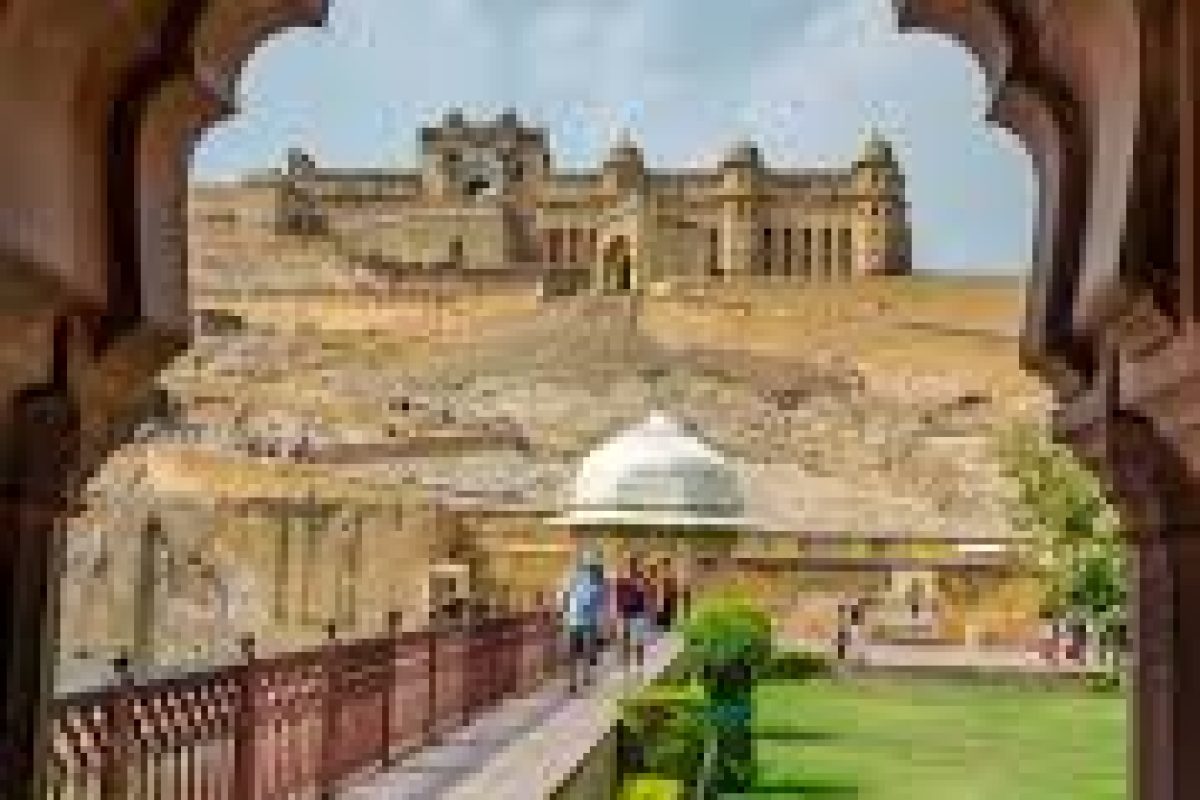 Therapy session for obsessive-compulsive disorder treatment in Jaipur